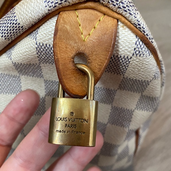 Louis Vuitton 25B - Picture 2 of 11